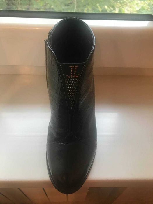 Ботинки турецкие кожанные (лаковые)