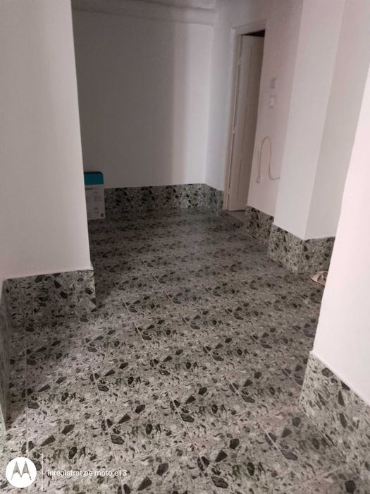 Apartament cu gradina de vanzare