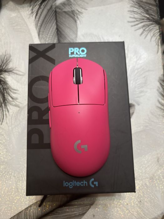 Logitech G Pro x Superlight Magenta