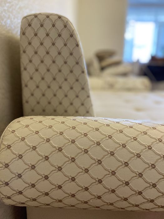 Продам комплект мягкой мебели