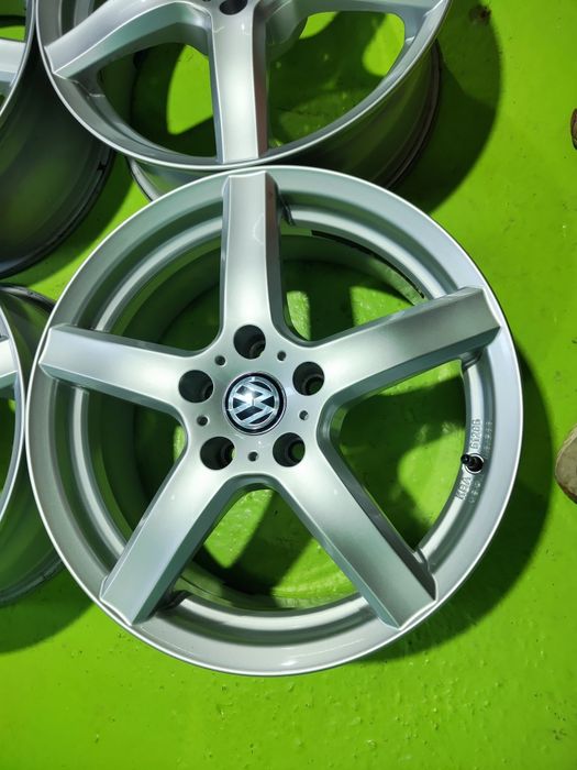 17 5x112 Vw Passat Touran Caddy Golf Skoda 5х112