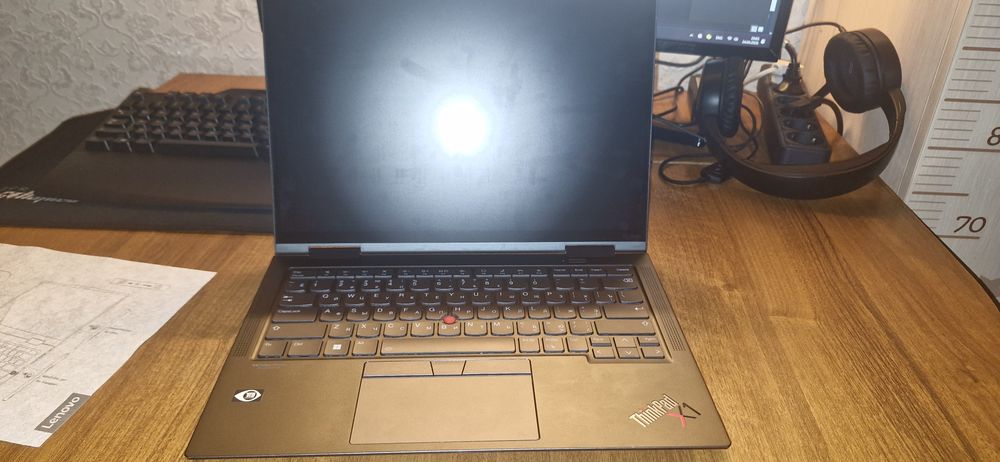 Продам Lenovo Yoga gen7