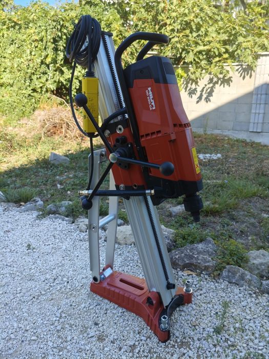 Ново 2025 - Hilti DD 250 CA + DD - HD 30 - Диамантено пробивна машина