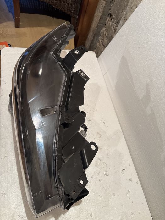 Фар Mazda CX-5 2022-