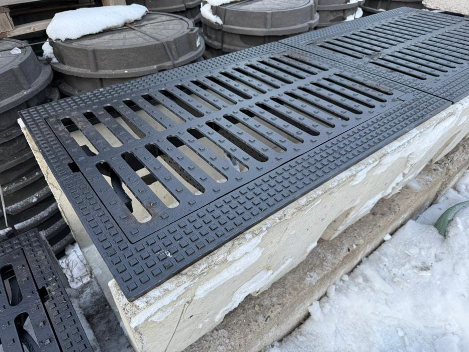 Лотки с решетками