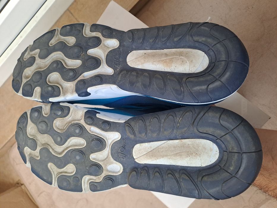Nike air max 270 react mar 42