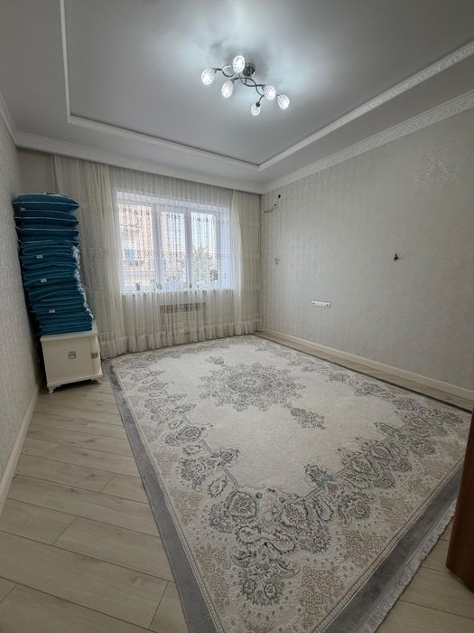 4 бөлмелі пәтер сатылады.