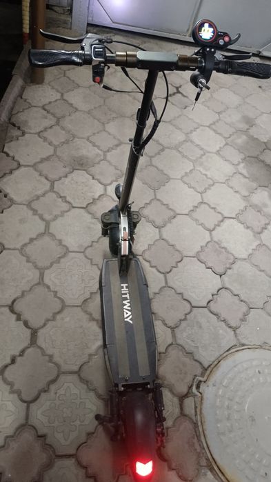 Продам электросамокат