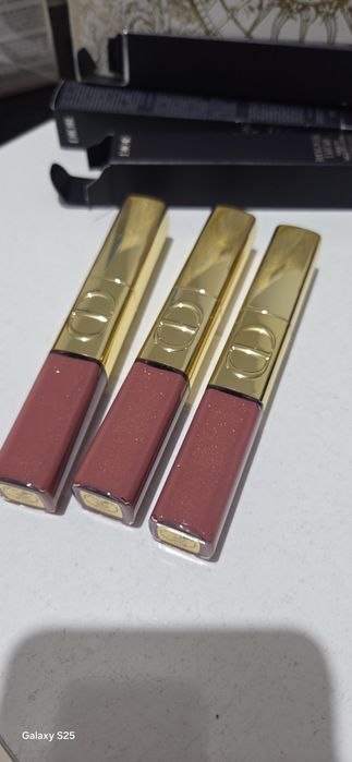 Dior rouge  sequin  лимитирано блестящо червило 420 pink star