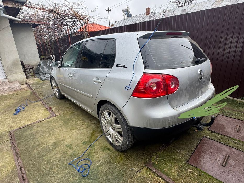 Vand golf 5 goal avariat