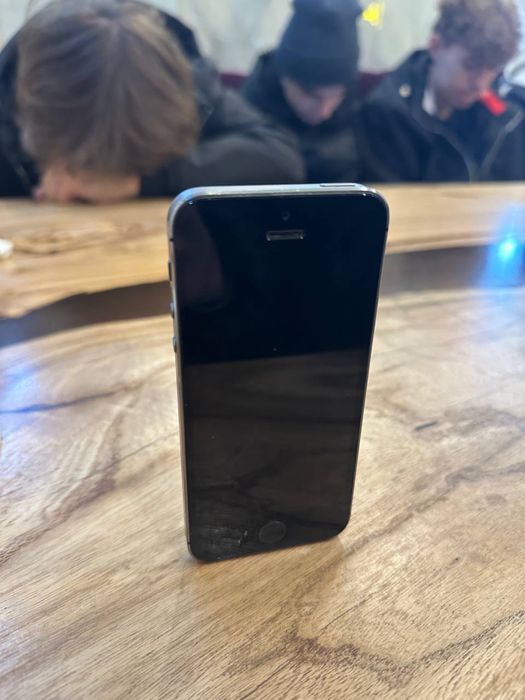 Айфон 5 s Состаяние хорошое