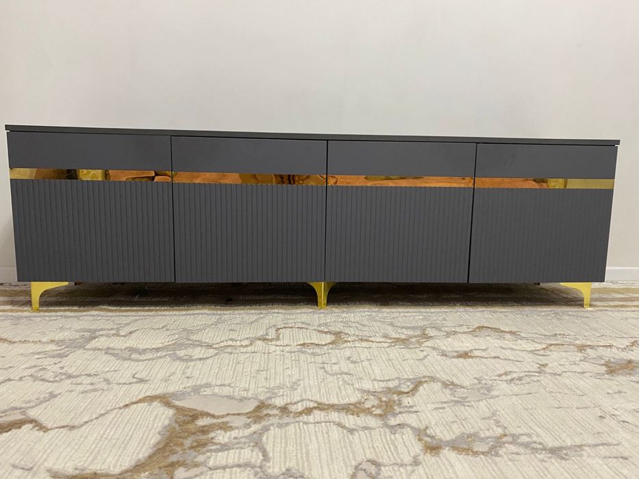 Тумбо сатылады под телевизора