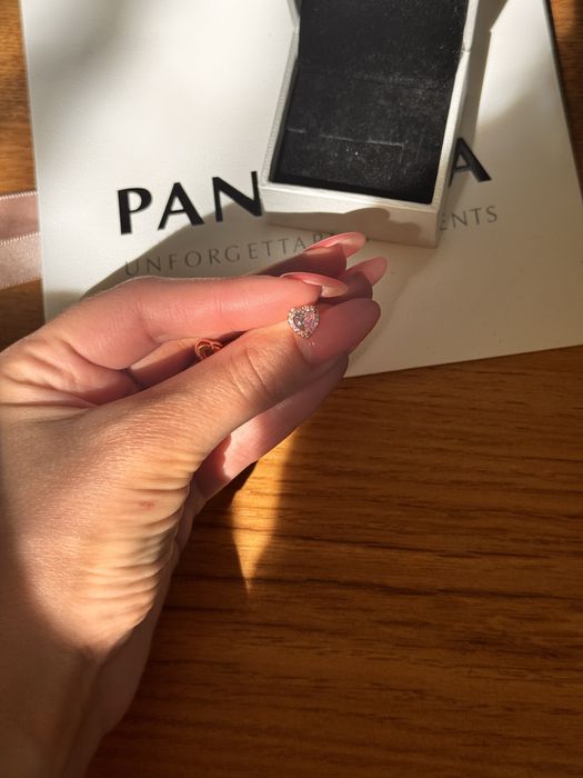 Пандора обеци Pandora