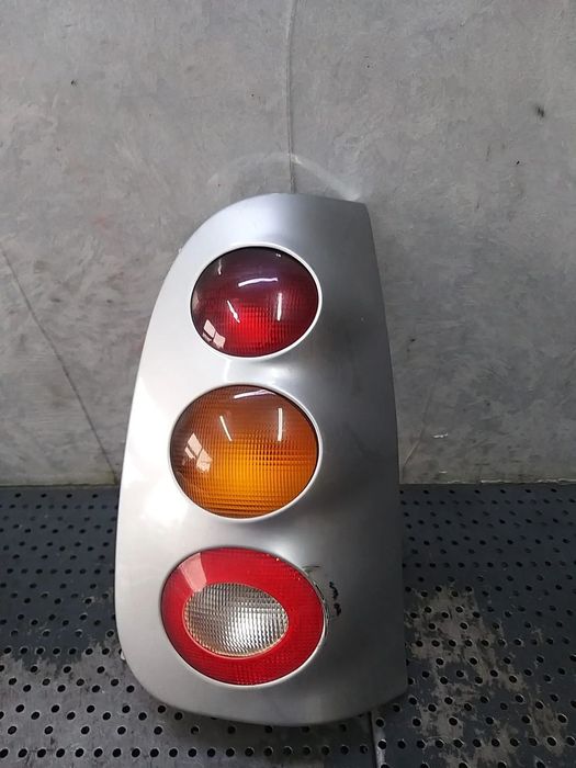Stop tripla lampa dreapta smart fortwo 450 253042r