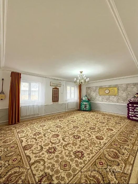 Продаётся дом в центре города