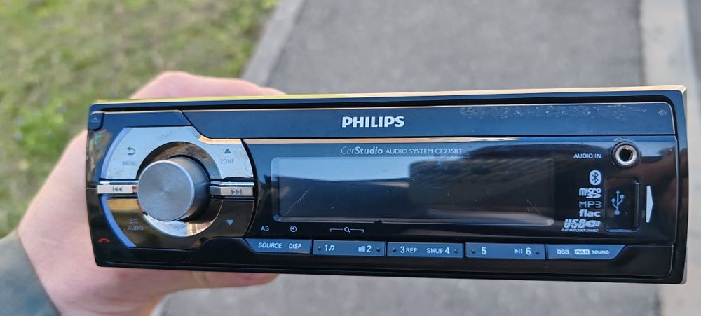 Player Philips cu bluethoot defect