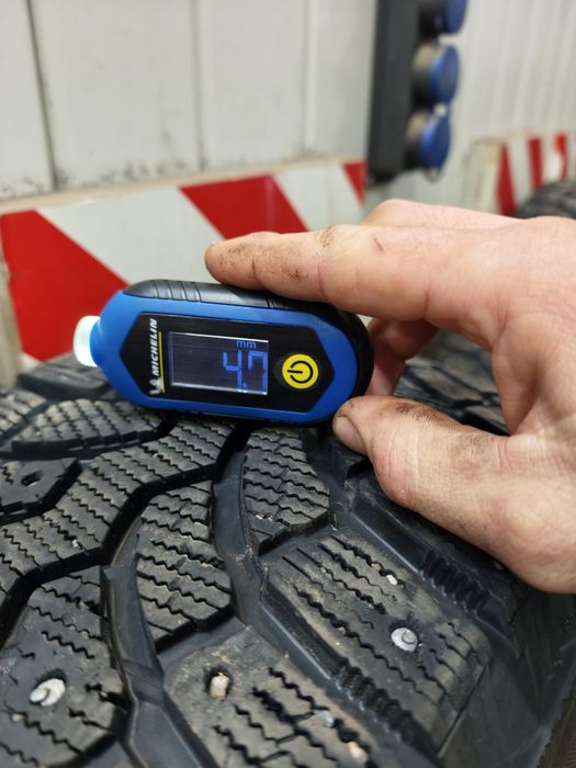 Резина зимняя Bridgestone Blizak