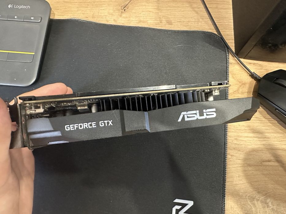 Видеокарта 1050 ti 4gb
