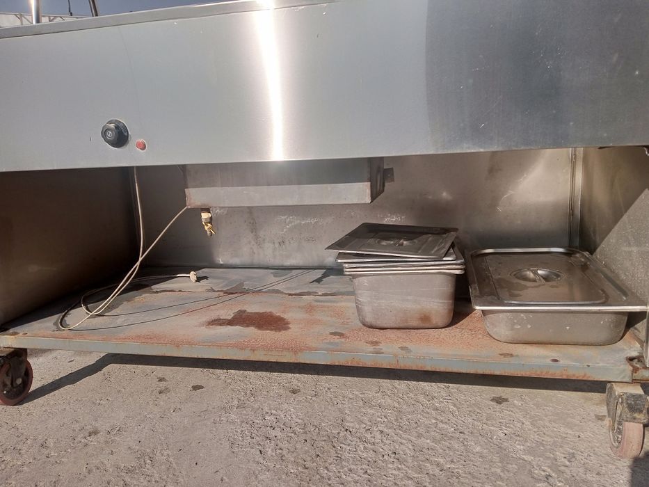 Витрина сотилади