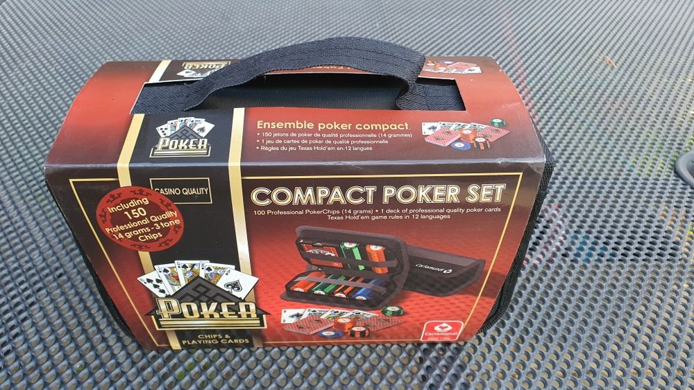 Vand Set Poker nefolosit