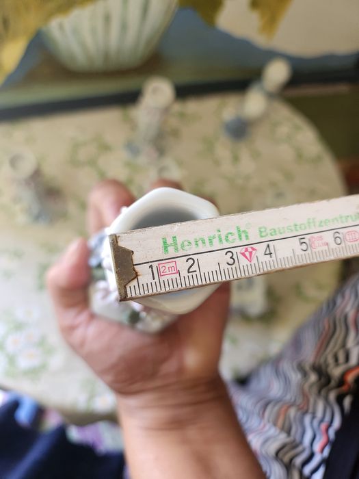 Малки порцеланови вазички