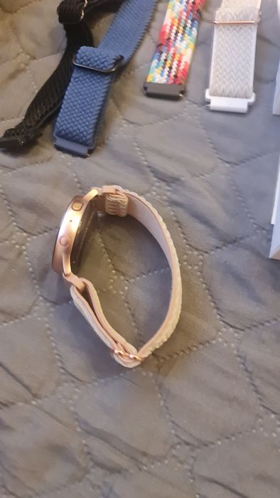 Смарт часовник Samsung active 2