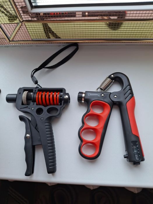 2Эспандеры силовые