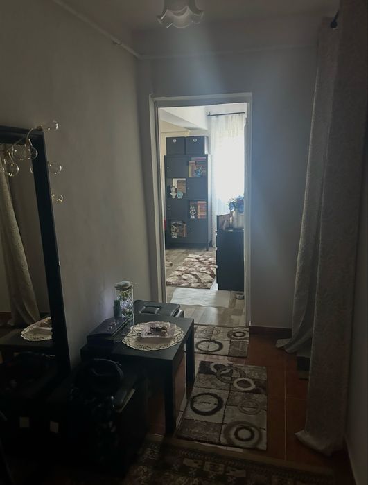 Vand Apartament 3 camere