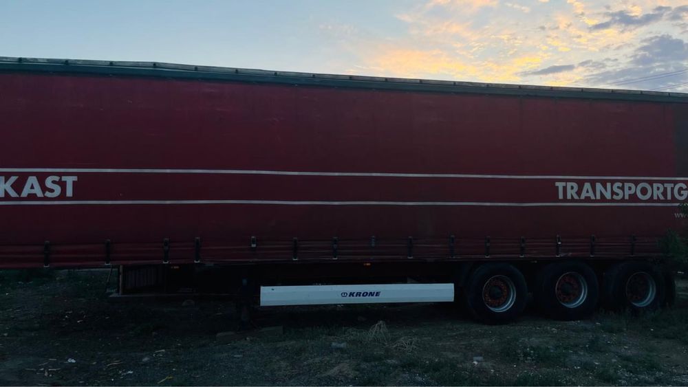 Полуприцеп Krone