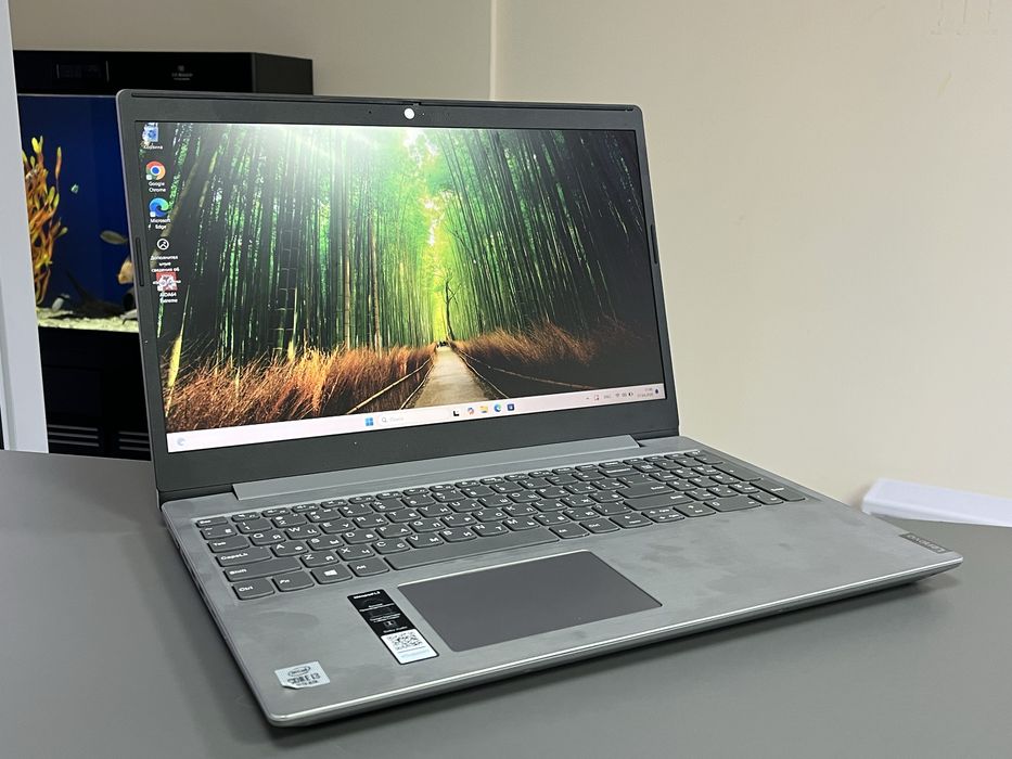 Ноутбук Lenovo IdeaPad L3 / Core i3-10th Gen / 8GB RAM / 256GB SSD