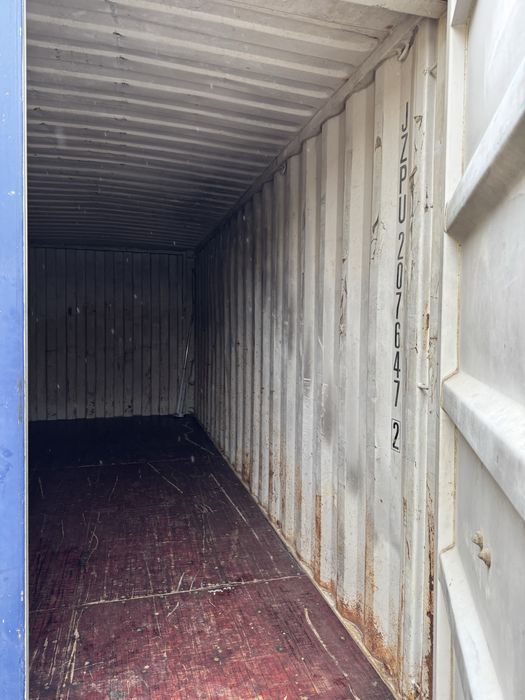 контейнер 20 фут.в центре города