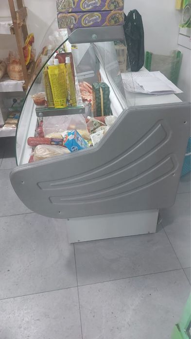 Продам холодильник