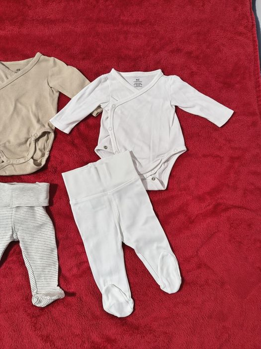 Set body cu pantalon mărime 56