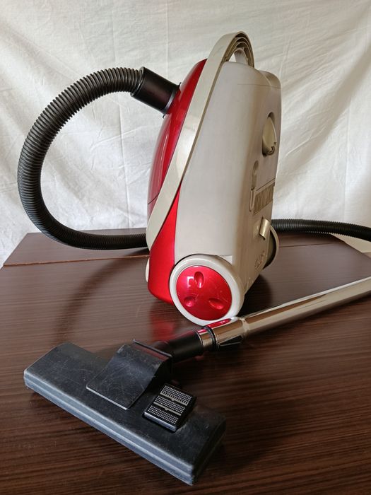 Пылесос Vitek 3000W