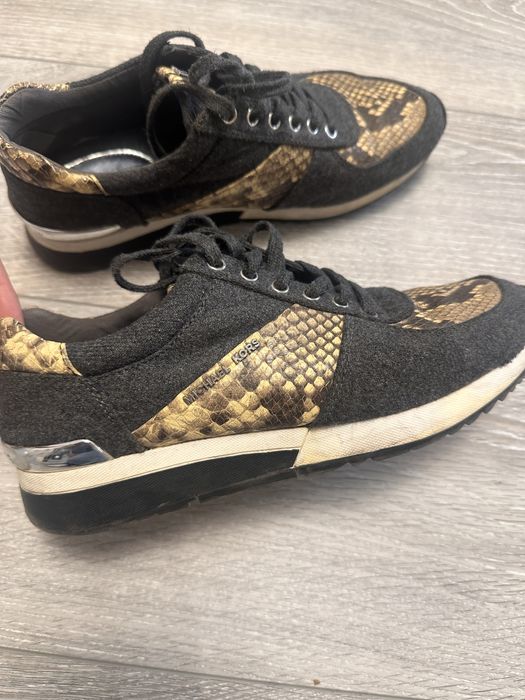 Кроссовки Майкл корс оригинал