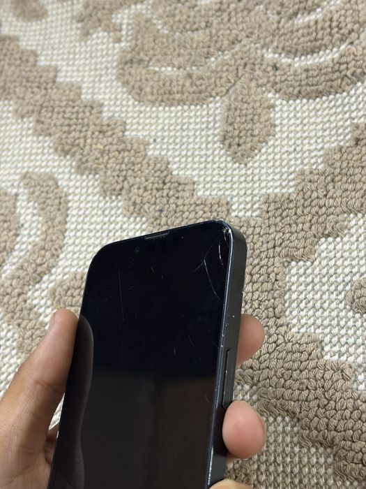 Продам iPhone 14