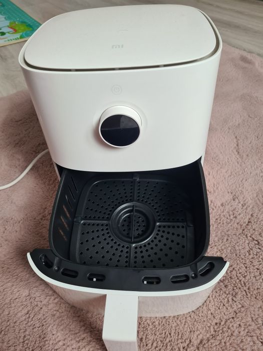 Airfryer/ Friteuza cu aer cald