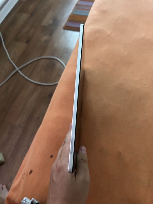 Продам планшет samsung tab a8
