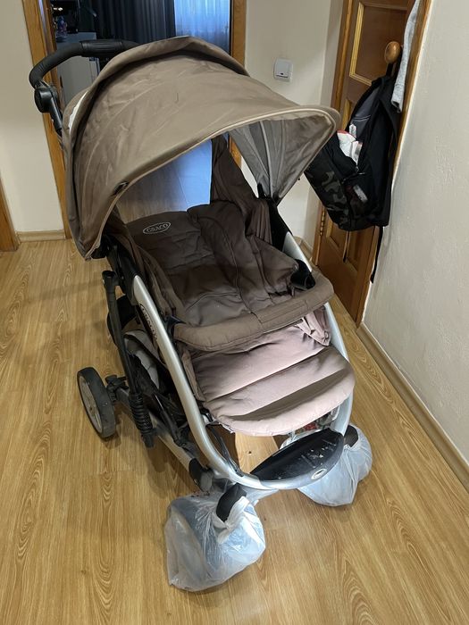 Коляска в отличном состоянии