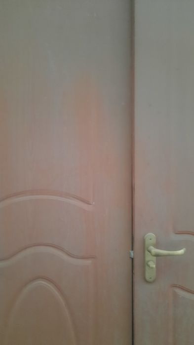 Продам двери  ..