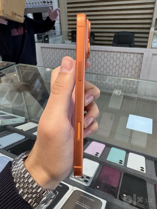 17 Pro Max 256 orange sim