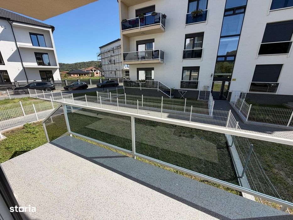 Apartament de inchiriat, bloc nou, Mosnei