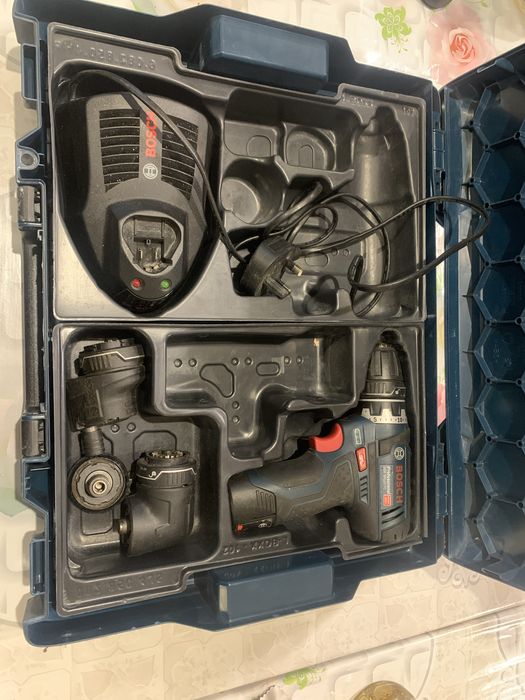 Bosch GSR 12V-15 FC/ + 1 батерия 2 ah.,винтоверт със 4 сменяеми глави/