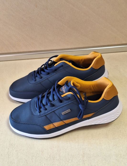 Мъжки леки и удобни маратонки за  ходене