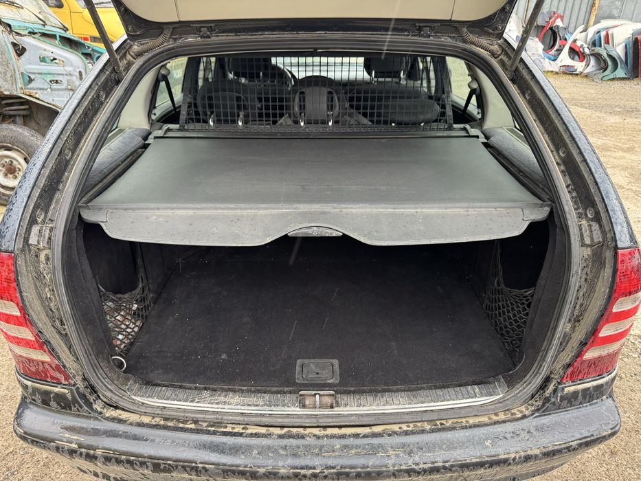 Mercedes C220 w203 Combi 150hp 2006г На Части