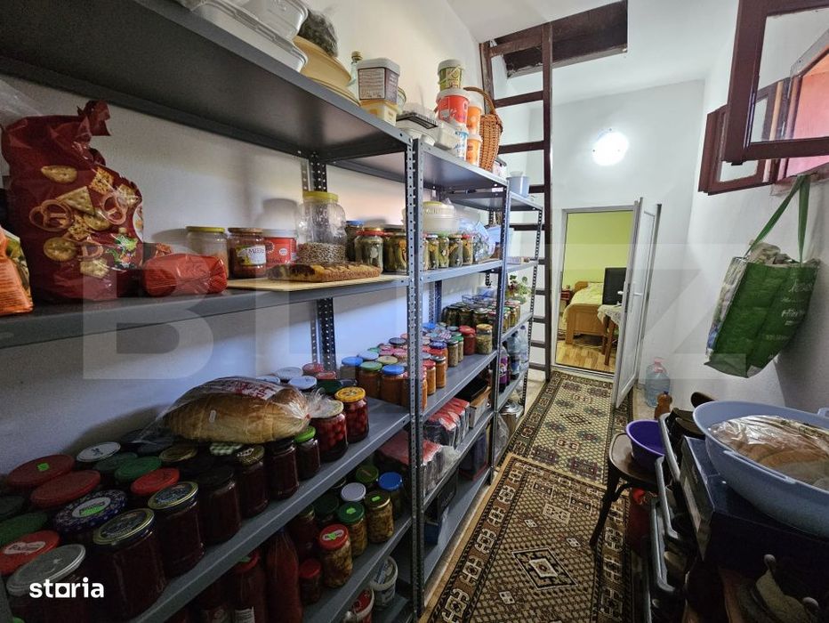Casa renovata, 4.237mp teren intravilan, Dublu front stradal, Razboien