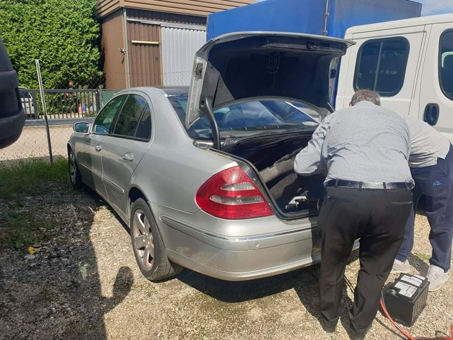 На части!  Mercedes E320 CDI СЕДАН АВАНГАРД W211