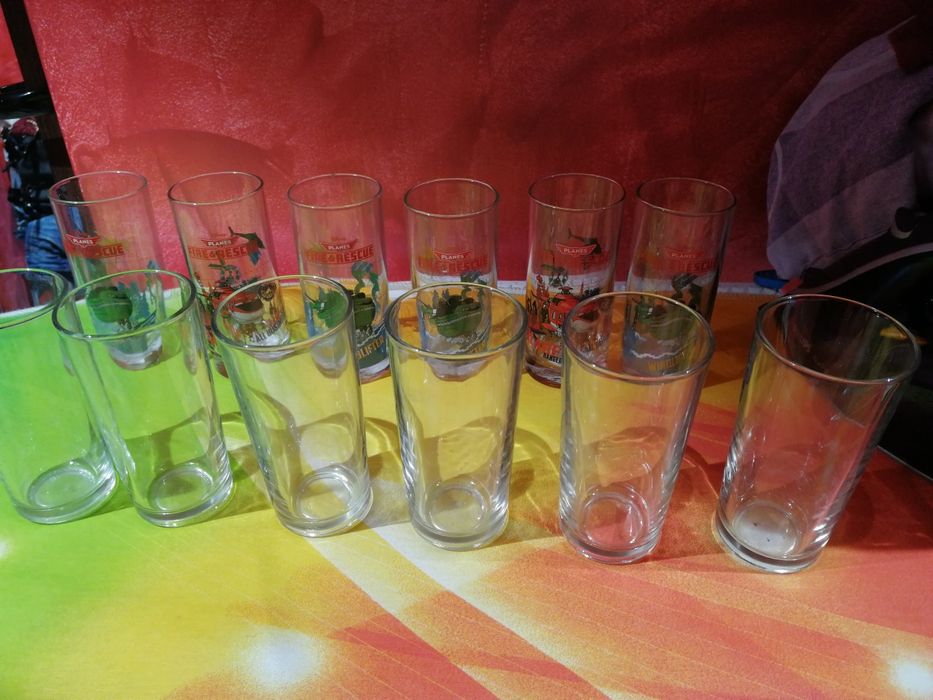 Колекция от 6чаши Нови за вода и безалкохолно -Самолетите немски- НОВ,