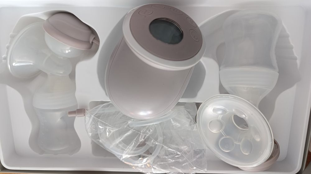 Двойна електрическа помпа за кърма Cangaroo Gentle Touch Duo XN-D206F и подарък
