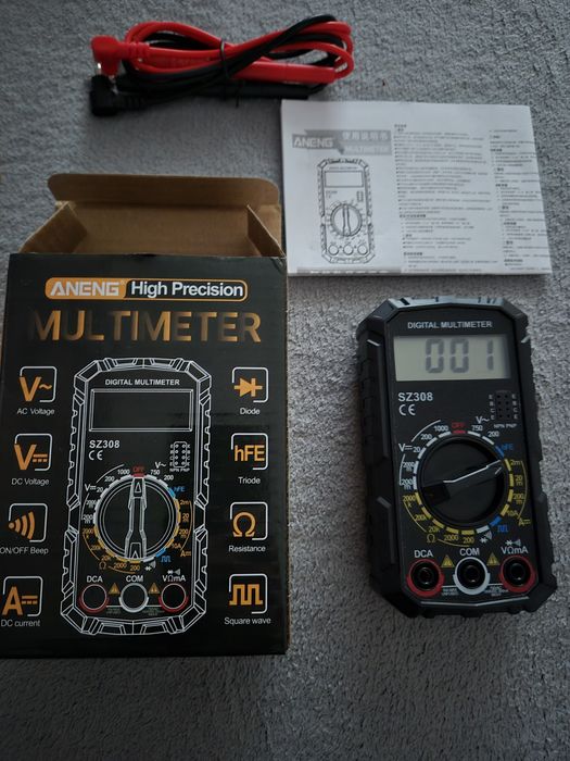 Multimetru digital, nou, cutie, cabluri si baterie nouă